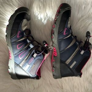 Keen Kids' Black and Pink Sneakers
